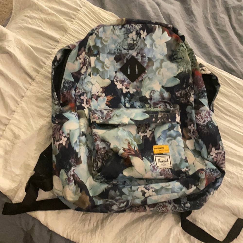 Herschel floral back pack